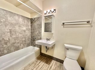 430 S Harrison Ave #105, Beloit, WI 53511