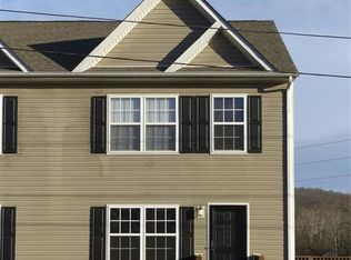 808 Nassau St, Charlottesville, VA 22902