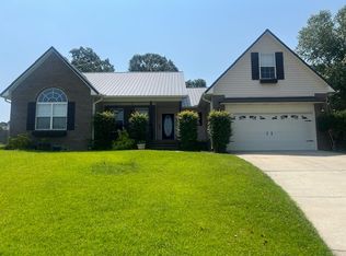 436 Chester Lake Pl, Fayetteville, NC 28301