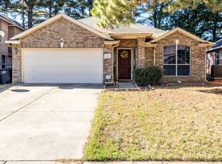 536 Cross Ridge Cir N, Fort Worth, TX 76120