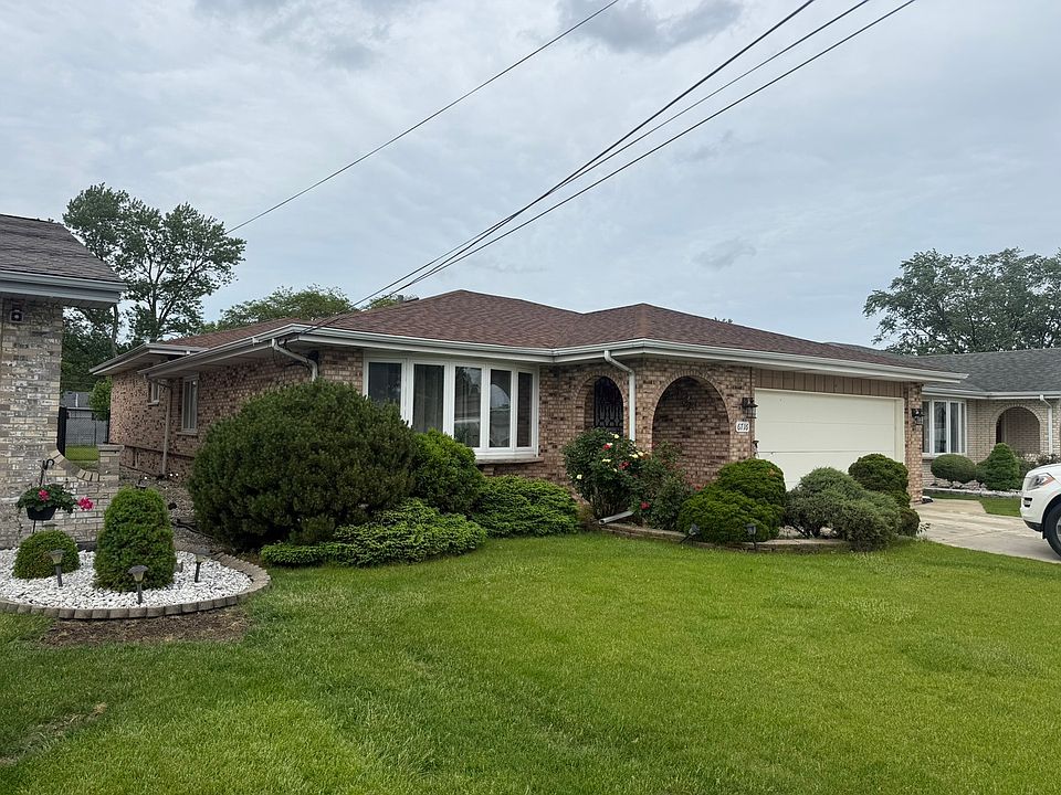 1st image of 6716 W 89th Pl
