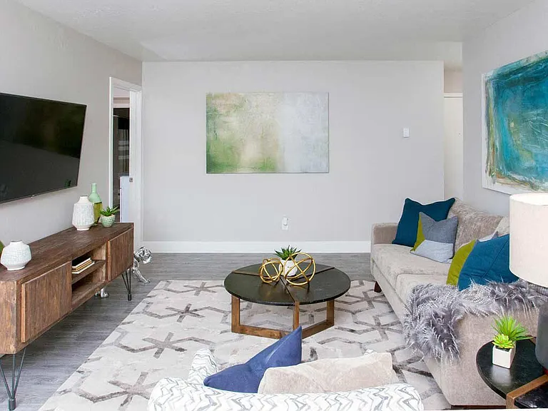 Stoneridge Luxury Apartments — Photo 12