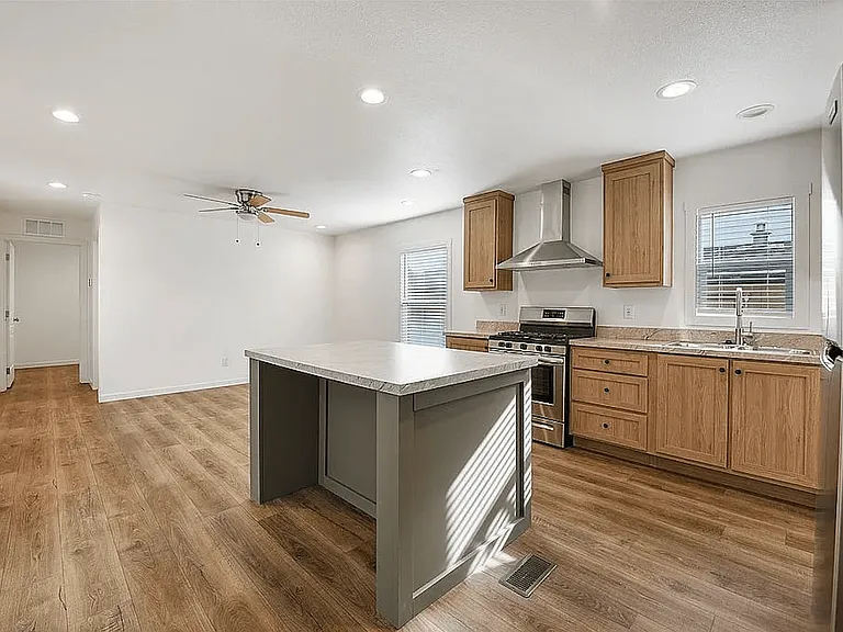 Silverlake Estates MHC — Photo 10