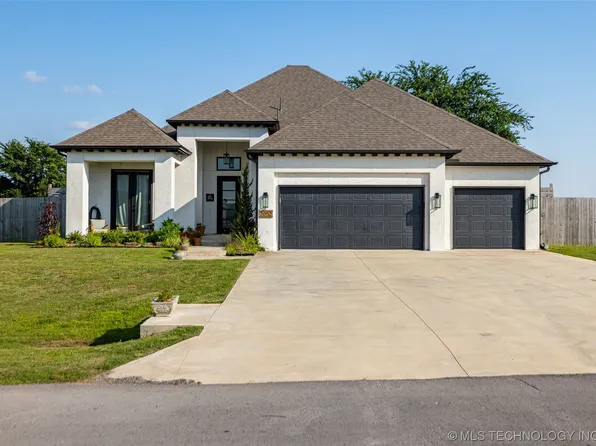2052 E 176th St S, Mounds, OK 74047