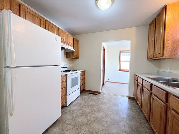 4th image of 1102 E 6th Ave