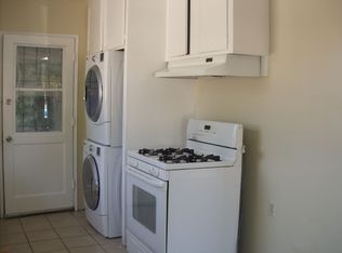 6845 Bothwell Rd, Reseda, CA 91335