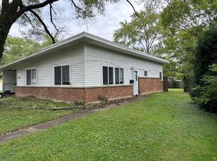 445 Tomahawk St, Park Forest, IL 60466