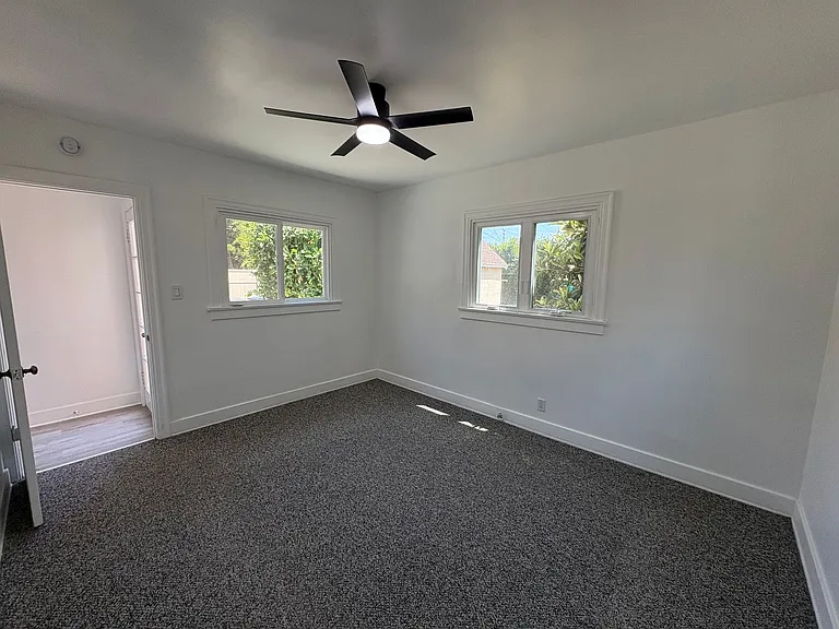 670 Arden Ave — Photo 28