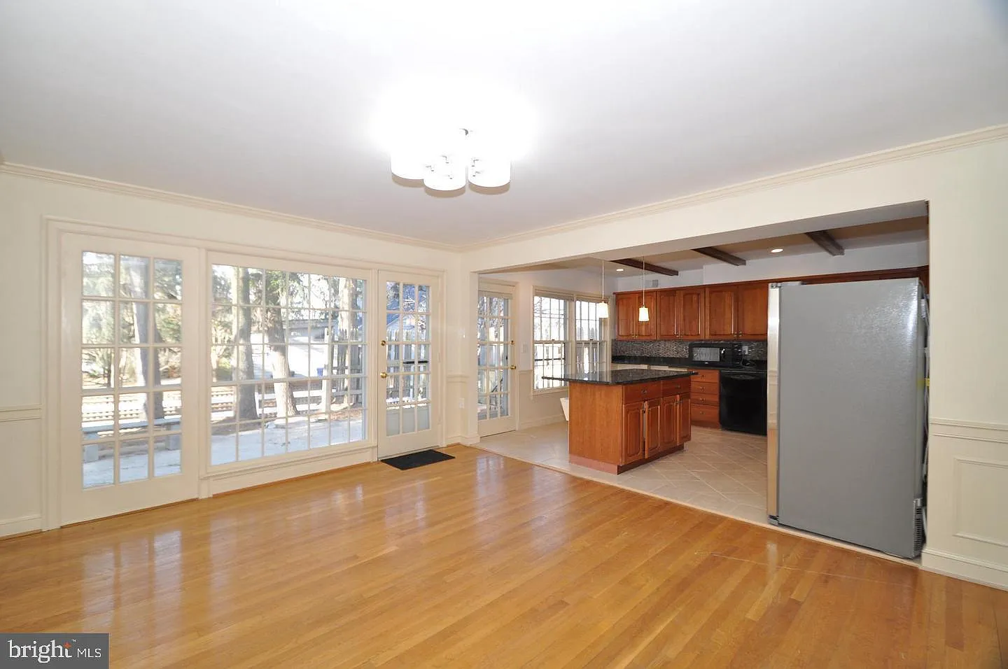 4 bed, 3.5 bath, 4484 sqft, $5,500 — Photo 3