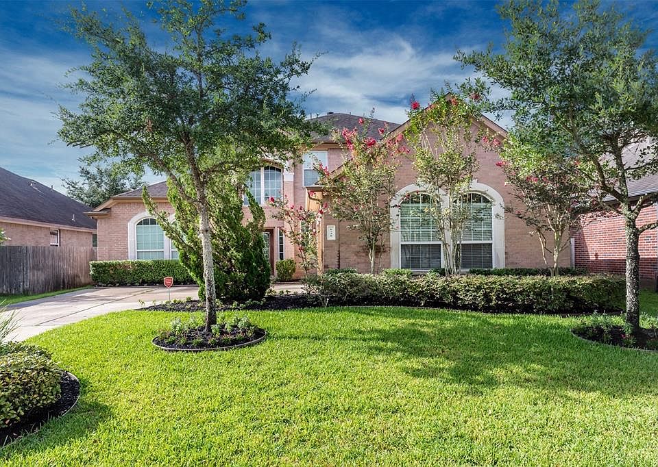 1st image of 6738 Glenkirk Pl