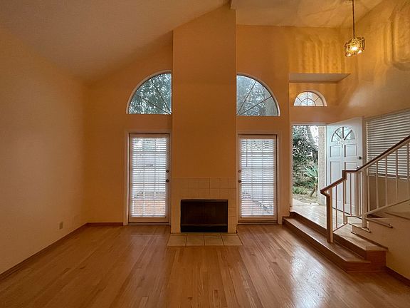 3rd image of 14426 Terra Bella St #A