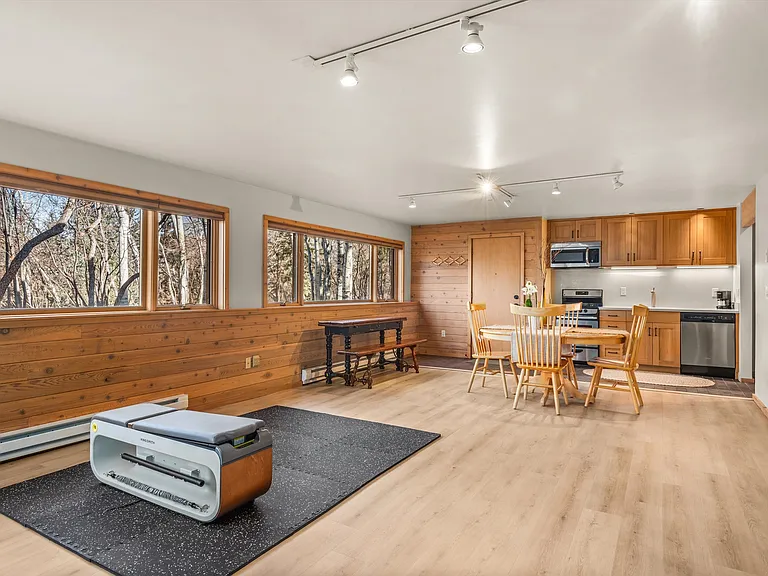 28 Larkspur Ln — Photo 33