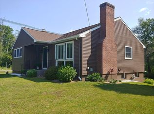 230 East St, Lenox, MA 01240