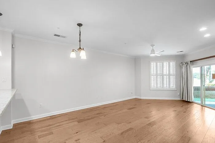 714 Northeast Dr #52 — Photo 32