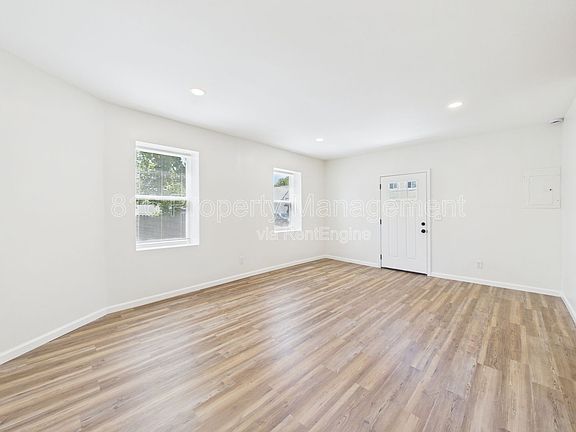 4th image of 633 S Fuller Ave