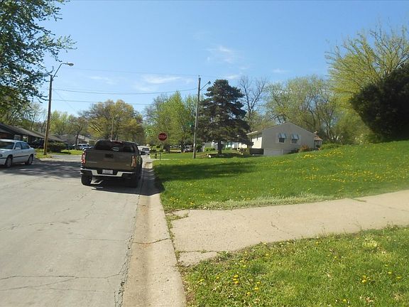 5th image of 6136 Bellefontaine Ave