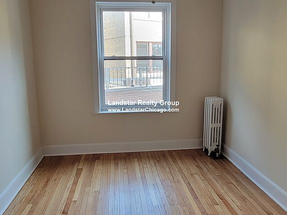 2nd image of 2501 W Winnemac Ave #3