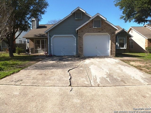 1st image of 9207-9209 SHADOW Crest Dr.