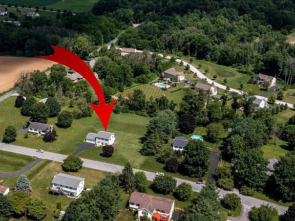 5th image of 7 Cochran Dr