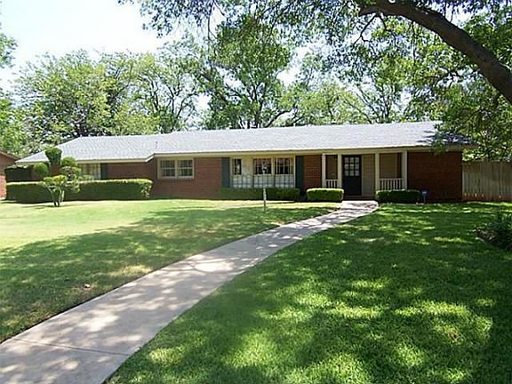 2nd image of 1409 Sylvan Dr
