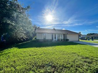 13326 Currituck Dr N, Jacksonville, FL 32225