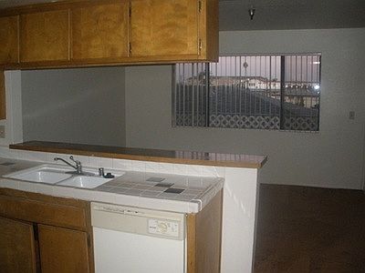 4th image of 11822 Acacia Ave APT 1