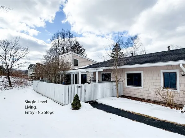 221 Strawberry Hill Cir #3, Ithaca, NY 14850