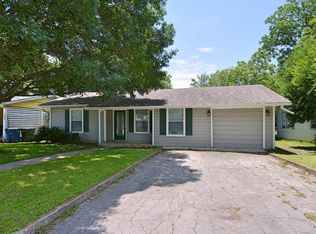 150 Skyview Ave, New Braunfels, TX 78130