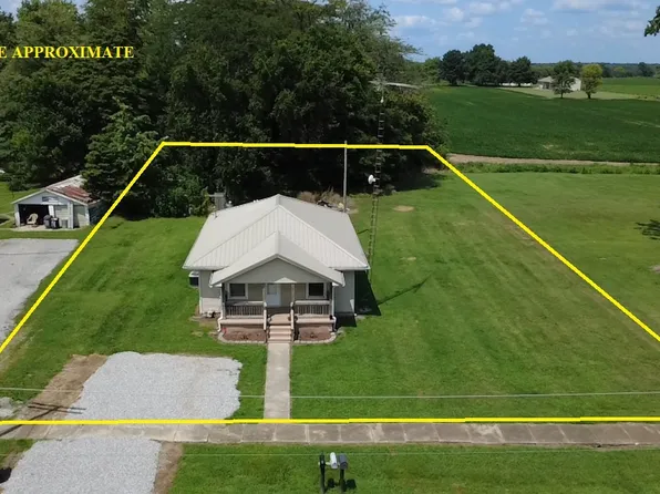 401 E Elm St, Waltonville, IL 62894