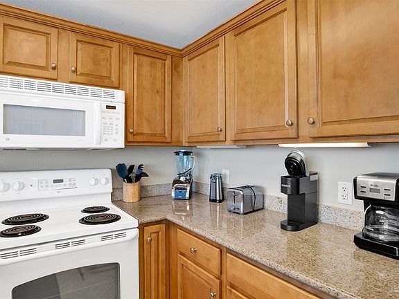 4th image of 1524 W Beach Blvd APT 1202