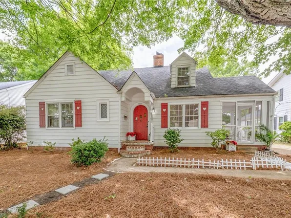 3223 Luther St, Winston Salem, NC 27127