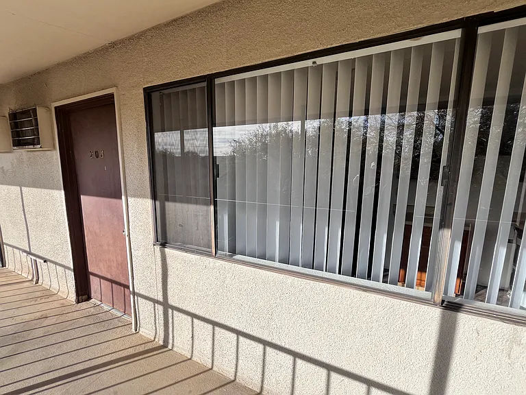 3052 N Alvernon Way #203 — Photo 9