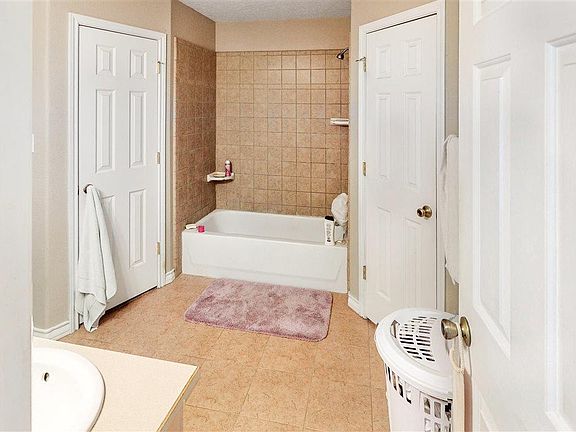 5th image of 1536 Marquis Ln