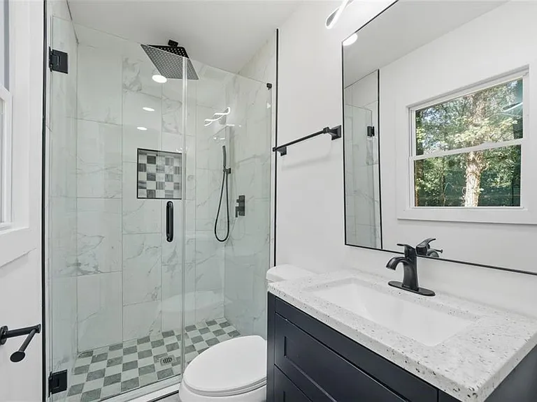 3920 Wedgefield Cir — Photo 8
