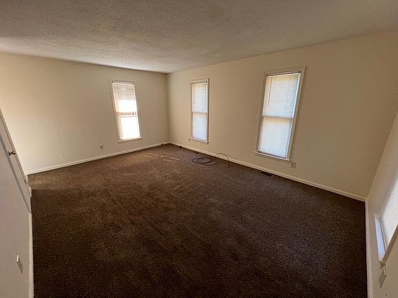 2nd image of 194 Wardlaw Ave