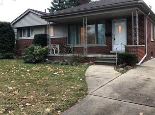 8493 Louise Ave, Allen Park, MI 48101