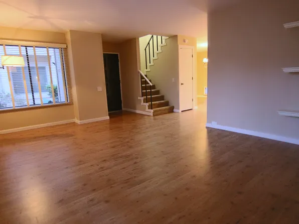 606 Hartnell Pl, Sacramento, CA 95825