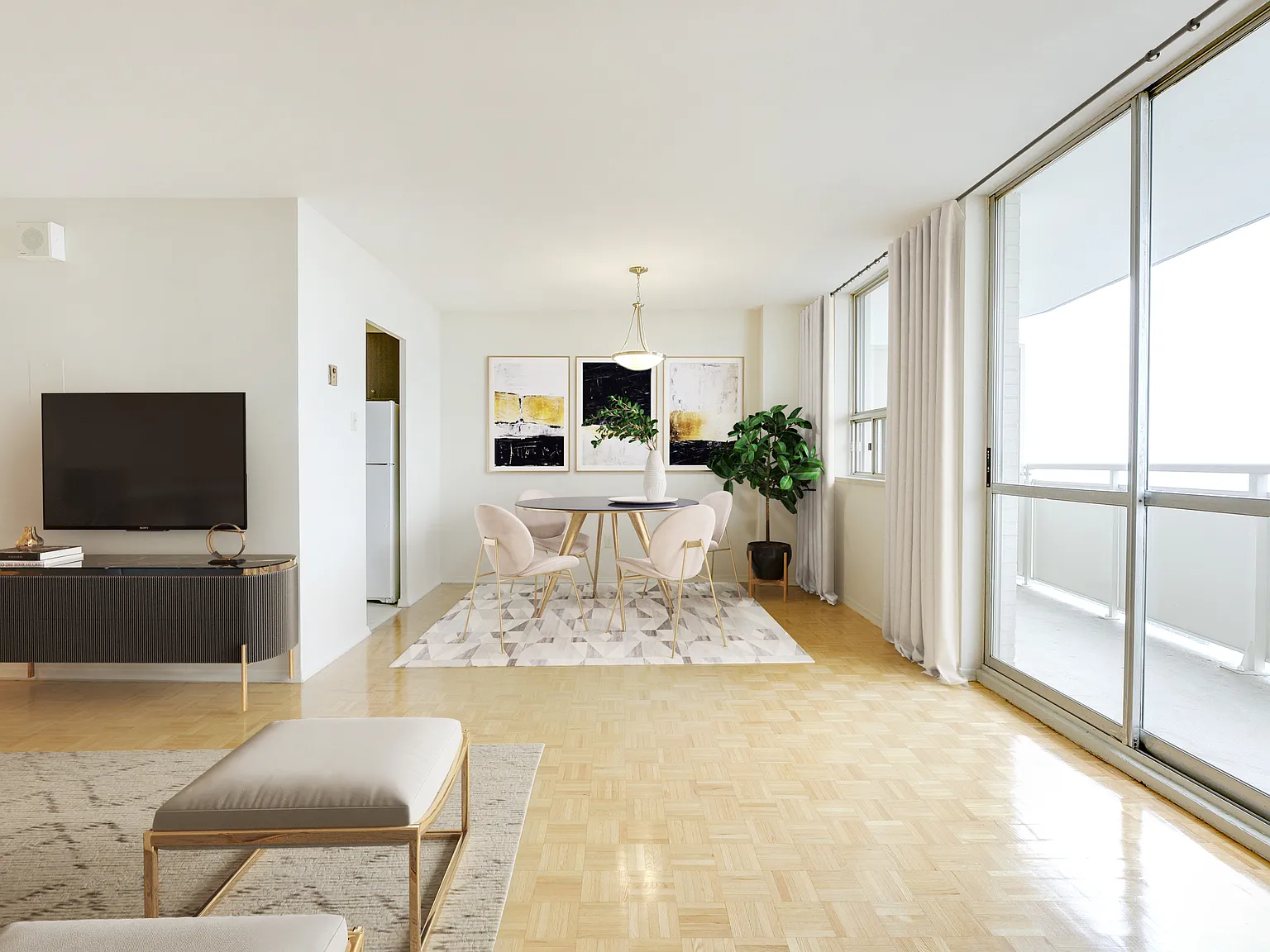 2300 Confederation Parkway Mississauga — Photo 2