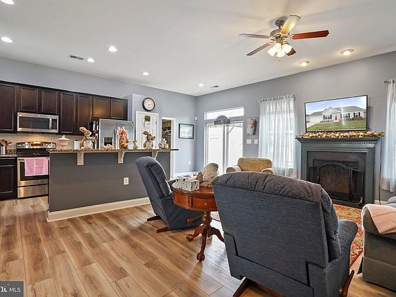 5th image of 175 Aldershot Dr