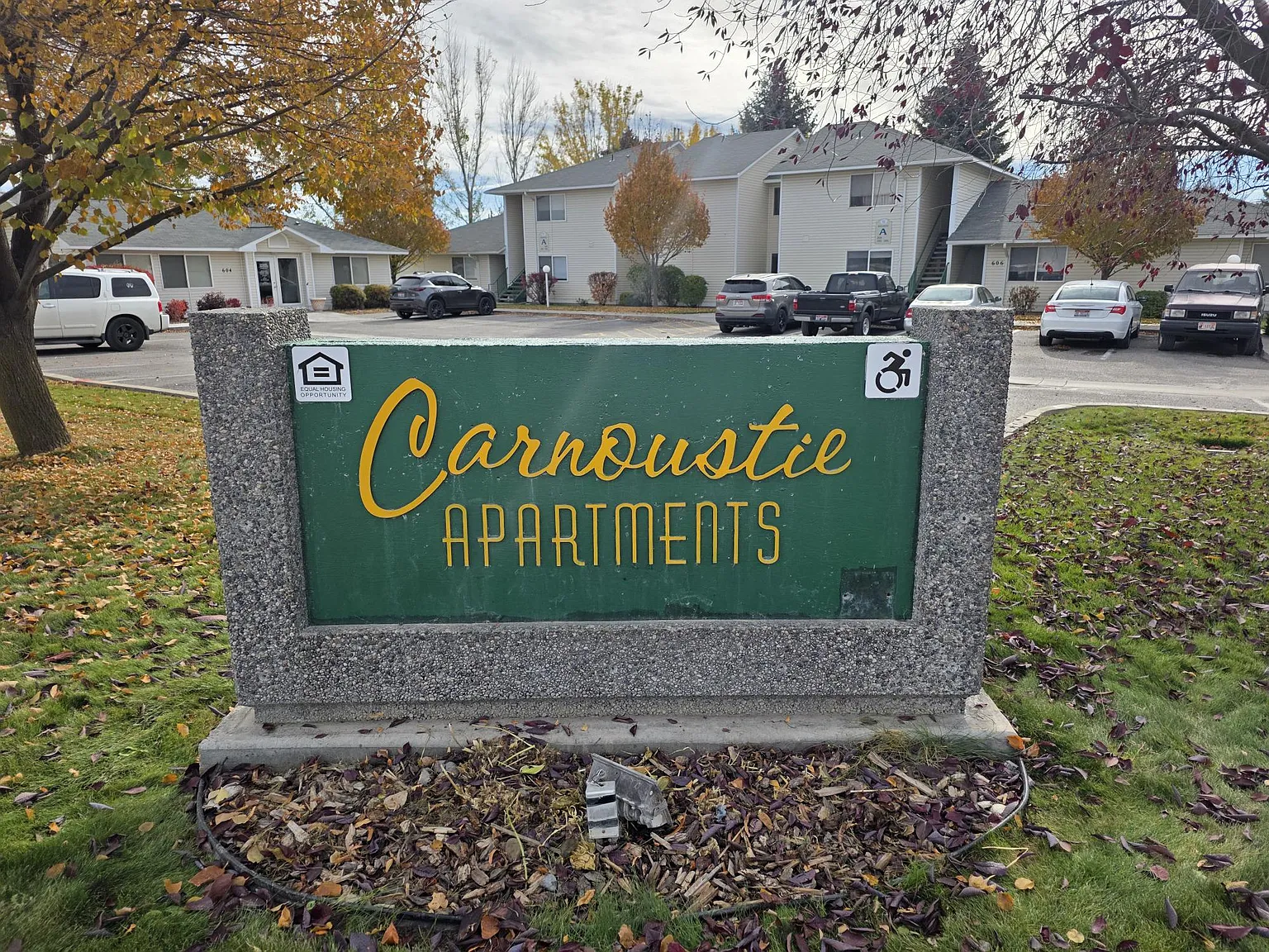 Carnoustie Apartments — Photo 3