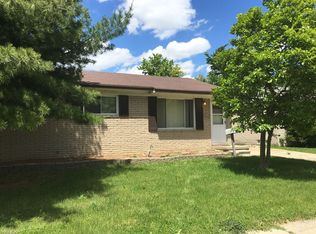 8425 State Park, Center Line, MI 48015