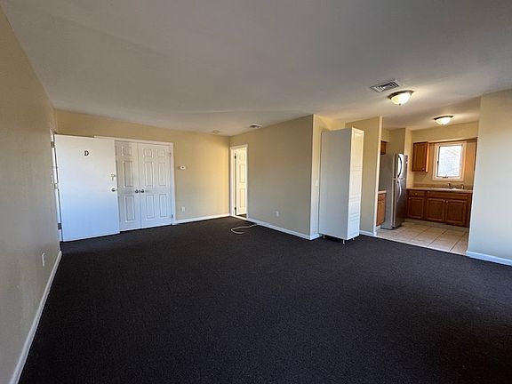 5th image of 19 Sammis Ave
