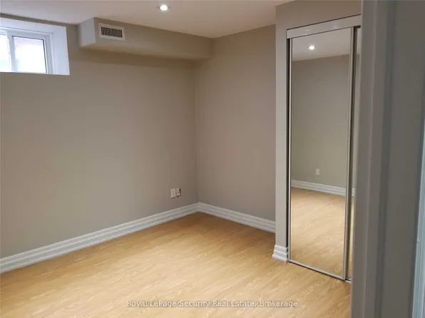48 Station Rd #Basement, Toronto, ON M8V 2P9