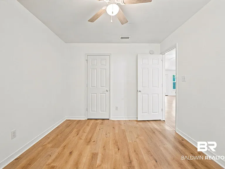 905 Ryan Ave — Photo 11