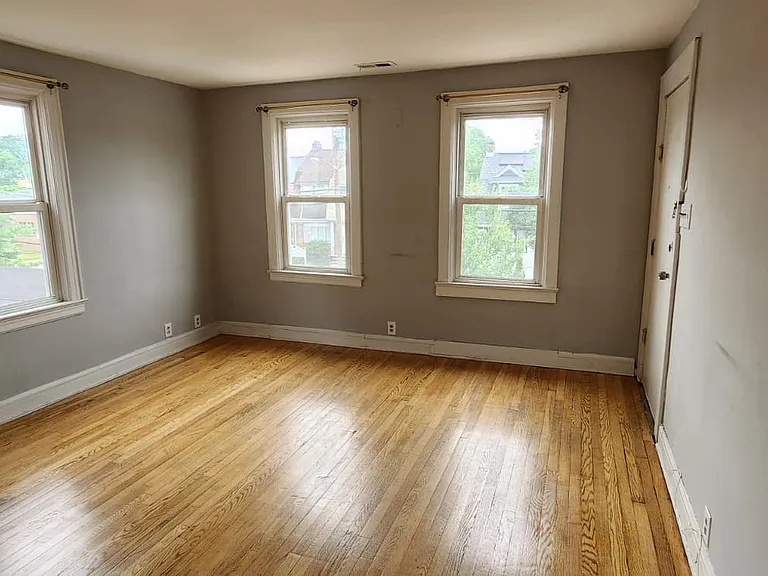 17 W Grant Ave #1 — Photo 6