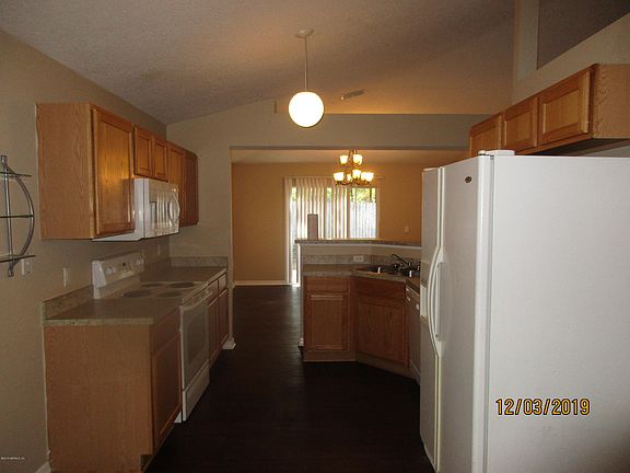 4th image of 4138 Half Moon Cir
