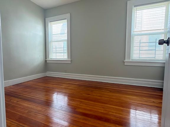 4th image of 148-150 Norwood St #2