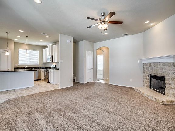 5th image of 1033 Bruni Ct