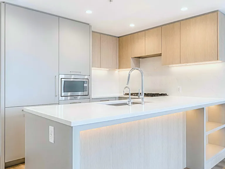 6608 Sussex Ave #701 — Photo 4