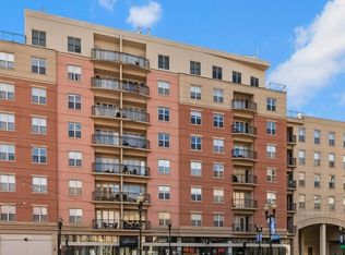 50 S Grove Ave UNIT 510, Elgin, IL 60120